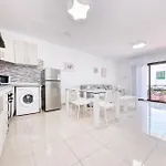 Happy - Shared Pool And Near The By Lanzarote