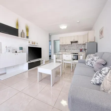 Tatil Evi Happy - Shared Pool And Near The By Lanzarote Puerto del Carmen (Lanzarote)