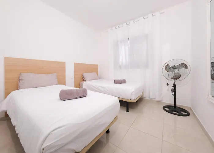 Happy - Shared Pool And Near The By Lanzarote