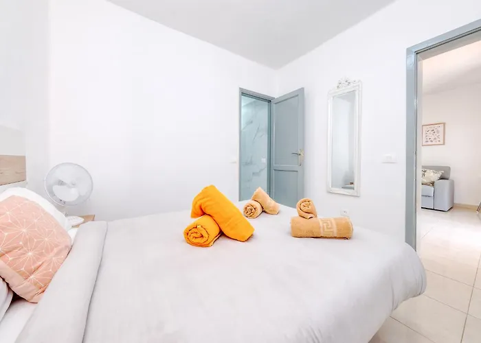 بيت للعطل Happy - Shared Pool And Near The By Lanzarote