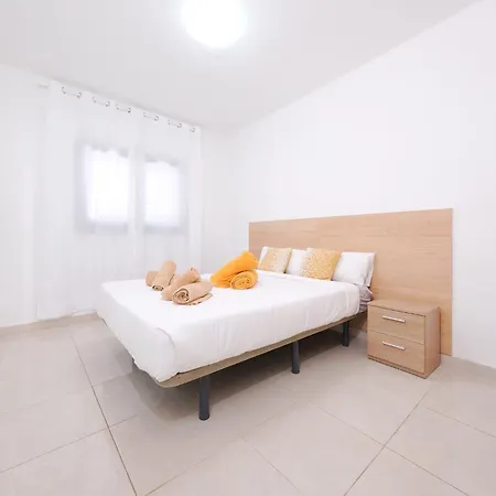 Happy - Shared Pool And Near The By Lanzarote Dom wakacyjny