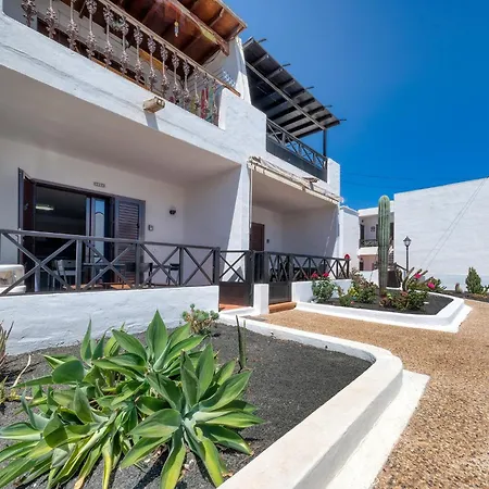 Holiday home Happy - Shared Pool And Near The By Lanzarote