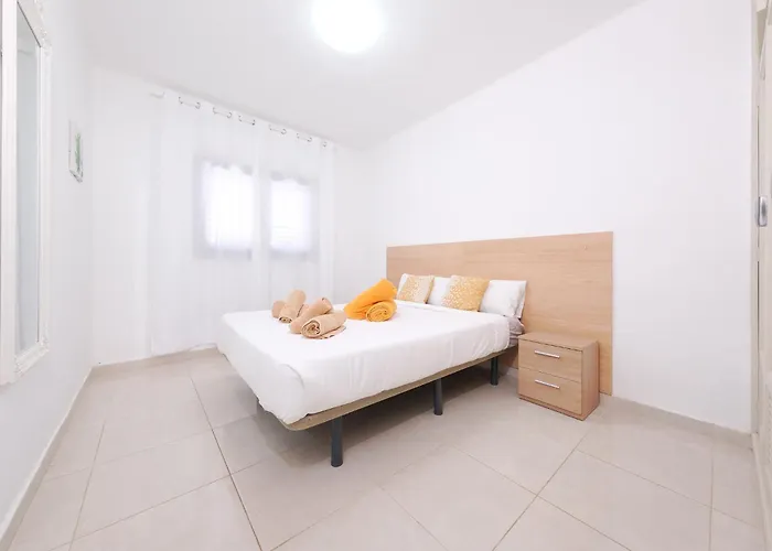 Happy - Shared Pool And Near The By Lanzarote Ferienhaus