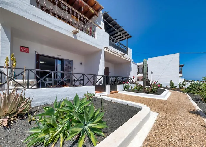 Hébergement de vacances Happy - Shared Pool And Near The By Lanzarote